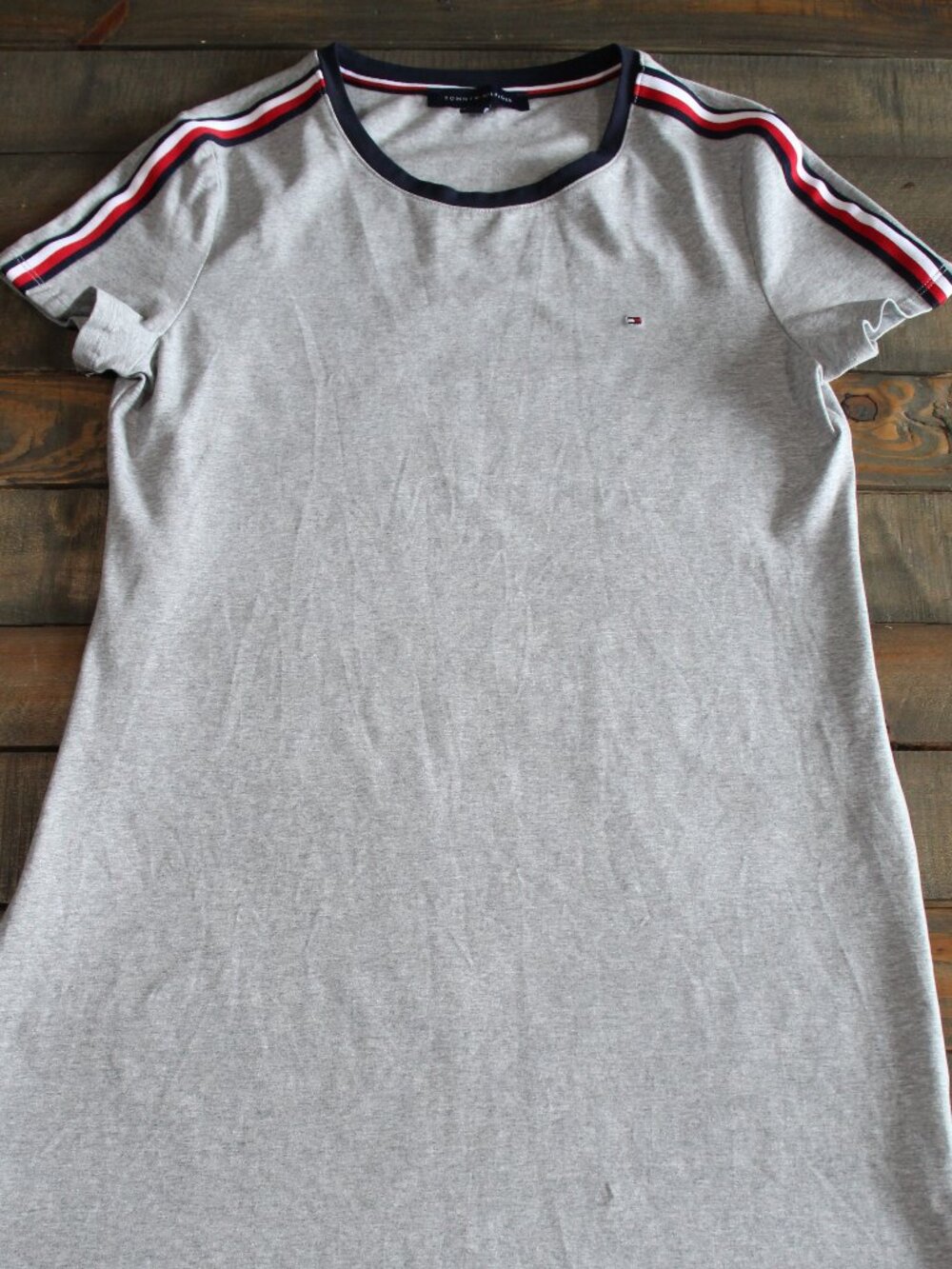 Tommy Hilfiger Women's T Shirt Dress Medium Gray Embroidered Logo Short Sleeve